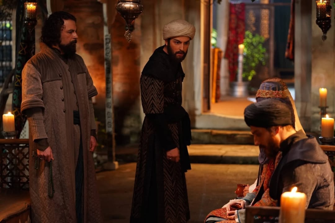 Кадр из Мевлана: Опьянённый любовью