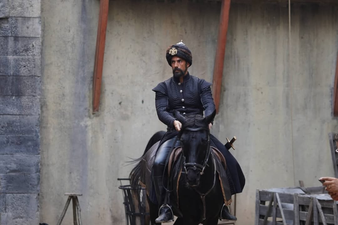 Кадр из Мевлана: Опьянённый любовью